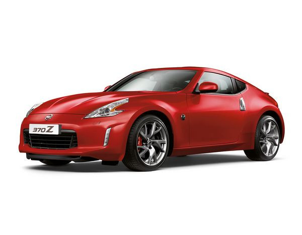 Le coupé sport Nissan 370Z s'offre un léger restylage