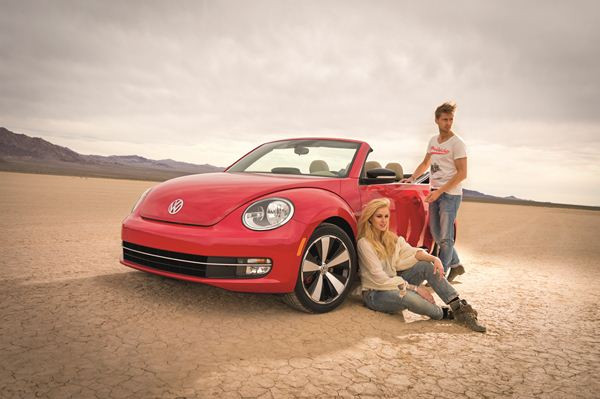 Première mondiale au salon de Los Angeles pour la Volkswagen Coccinelle Cabriolet