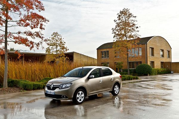 La nouvelle Renault Symbol révélée en première mondiale au Salon d’Istanbul