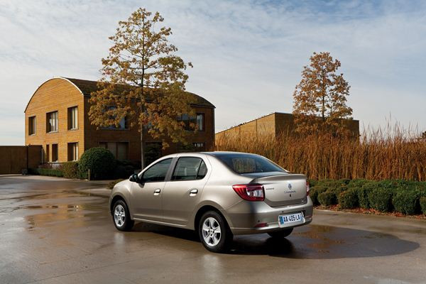 La nouvelle Renault Symbol révélée en première mondiale au Salon d’Istanbul