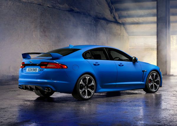 Jaguar présente la berline la plus puissante de son histoire
