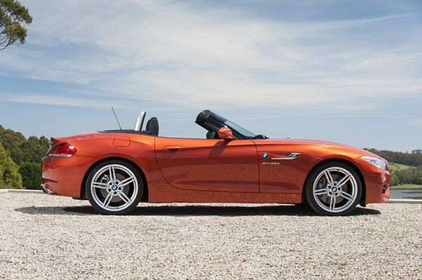 BMW dévoile le nouveau roadster Z4 au salon de Détroit