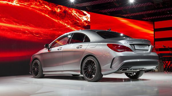 Mercedes dévoile le nouveau coupé à quatre portes dépourvues de montant CLA
