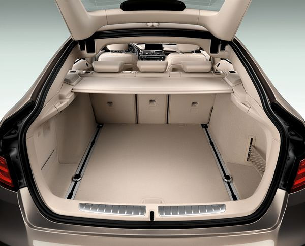 BMW lève le voile sur la nouvelle BMW Série 3 Gran Turismo