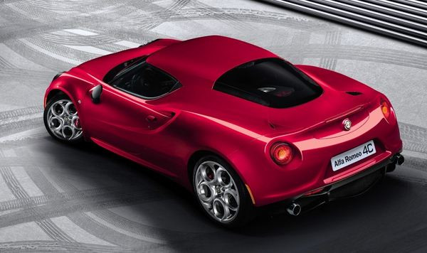 Première mondiale au salon de Genève pour l'Alfa Romeo 4C