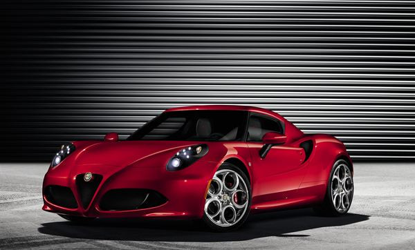 Première mondiale au salon de Genève pour l'Alfa Romeo 4C