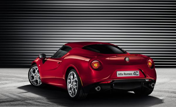 Première mondiale au salon de Genève pour l'Alfa Romeo 4C