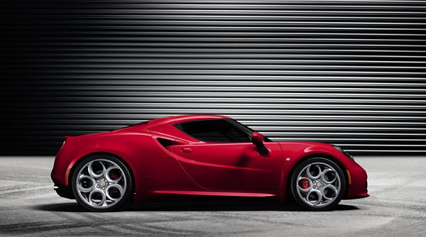 Première mondiale au salon de Genève pour l'Alfa Romeo 4C