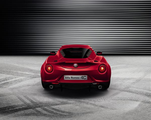 Première mondiale au salon de Genève pour l'Alfa Romeo 4C