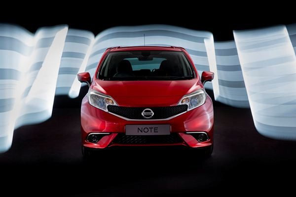 Le Nissan Note adopte un design dynamique et de nouvelles technologies