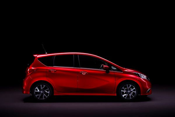 Le Nissan Note adopte un design dynamique et de nouvelles technologies