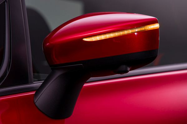 Le Nissan Note adopte un design dynamique et de nouvelles technologies