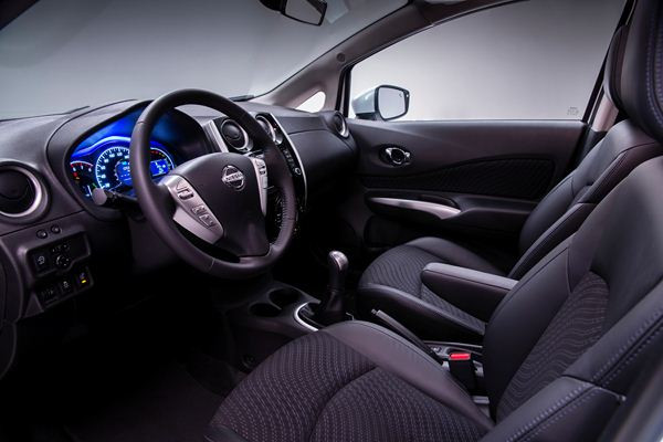 Le Nissan Note adopte un design dynamique et de nouvelles technologies