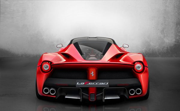 Ferrari dévoile la LaFerrari au salon de Genève