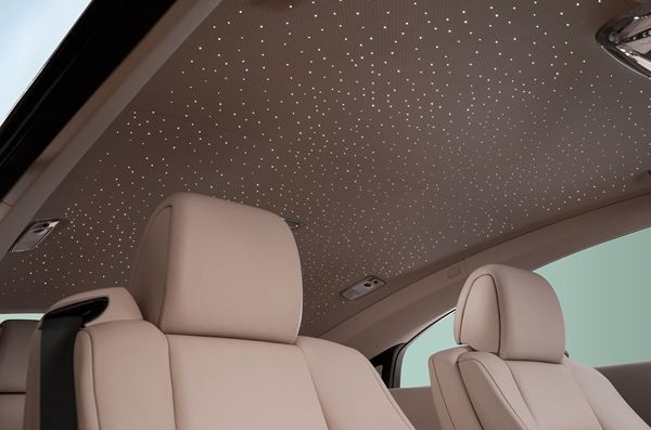 La nouvelle Rolls-Royce Wraith dévoilée en première mondiale à Genève