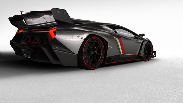 Une Lamborghini Veneno de 750 ch pour les 50 ans de la marque