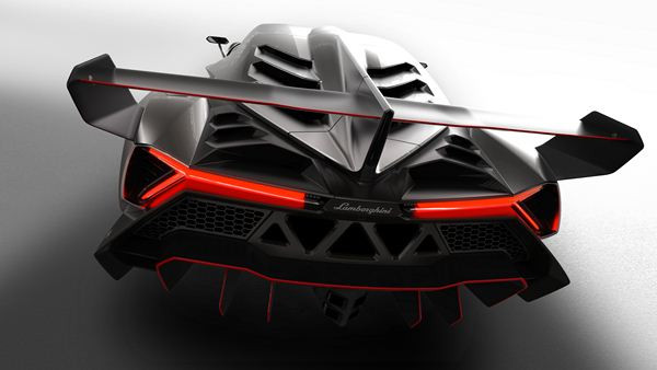 Une Lamborghini Veneno de 750 ch pour les 50 ans de la marque