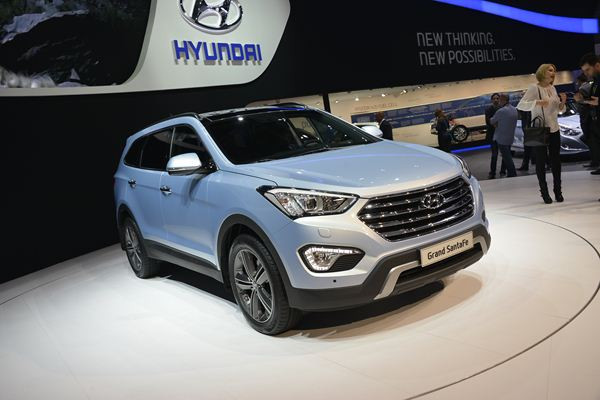 Le Hyundai Grand Santa Fe fait ses débuts sur la scène européenne
