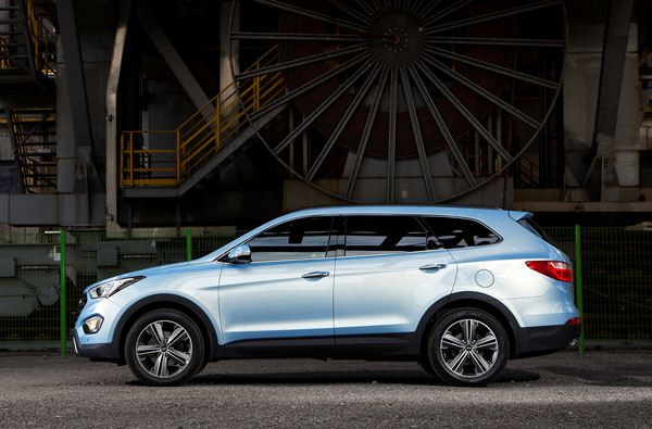 Le Hyundai Grand Santa Fe fait ses débuts sur la scène européenne