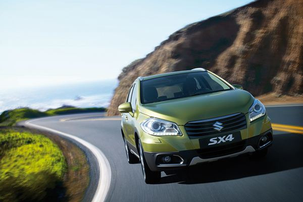 Un nouveau Suzuki SX4 de dimensions accrues à la silhouette de crossover