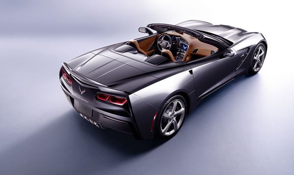 La Corvette Stingray et ses 450 ch en mode cabriolet à Genève