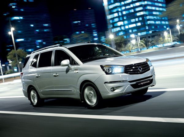 SsangYong présente le nouveau grand monospace sept places Rodius à Genève