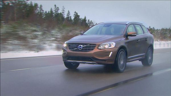 Le Volvo XC60 s'offre des retouches stylistiques et de nouvelles fonctionnalités
