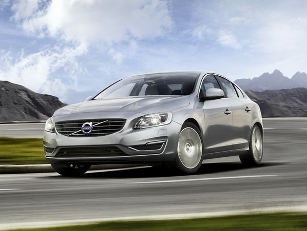 Une nouvelle Volvo S60 au design dynamique et au tempérament affirmé