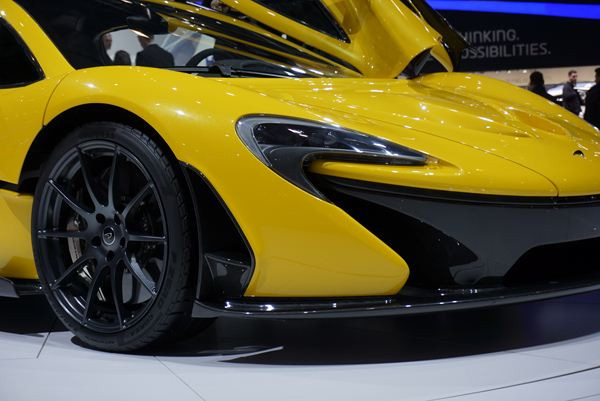 La supercar McLaren P1 affiche des performances étourdissantes