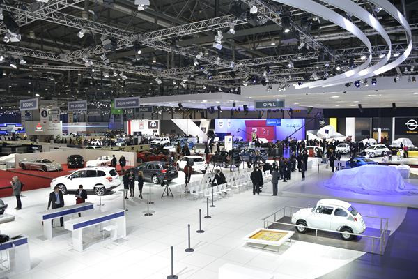 Dans les allées du 83ème salon international de l'automobile de Genève