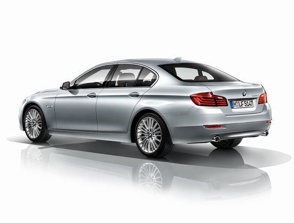 Une nouvelle BMW Série 5 à l'allure premium dotée de nouvelles fonctionnalités