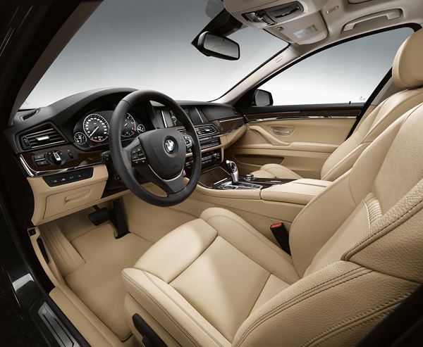 Une nouvelle BMW Série 5 à l'allure premium dotée de nouvelles fonctionnalités