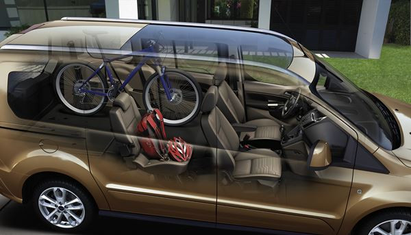 Un nouveau Ford Grand Tourneo Connect doté de sièges arrière coulissants