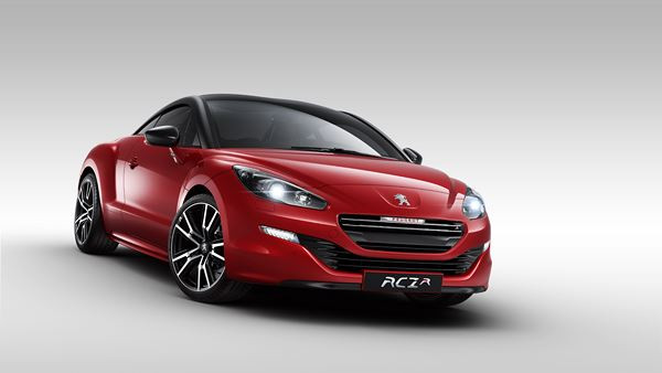 Le coupé sportif Peugeot RCZ passe en mode R