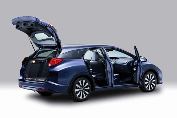 Une Honda Civic Tourer XXL à la ligne audacieuse dévoilée à Francfort