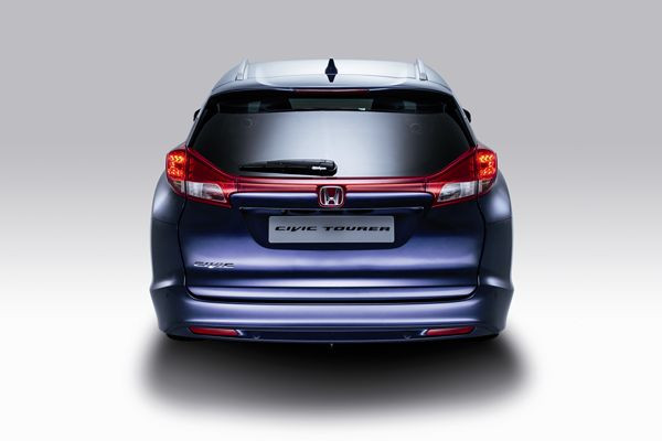 Une Honda Civic Tourer XXL à la ligne audacieuse dévoilée à Francfort