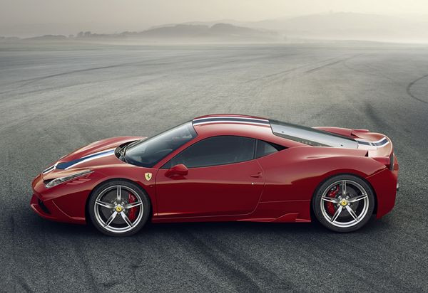 Une Ferrari 458 Speciale de 605 ch dévoilée à Francfort