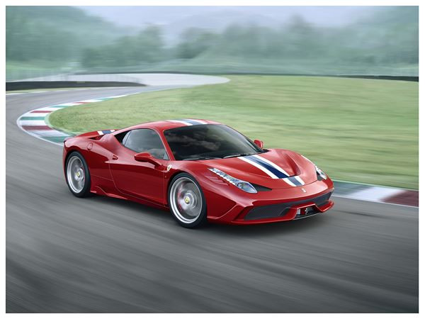 Une Ferrari 458 Speciale de 605 ch dévoilée à Francfort