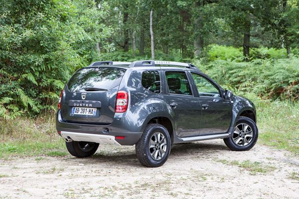 Le Dacia Duster évolue pour accentuer les codes du 4x4