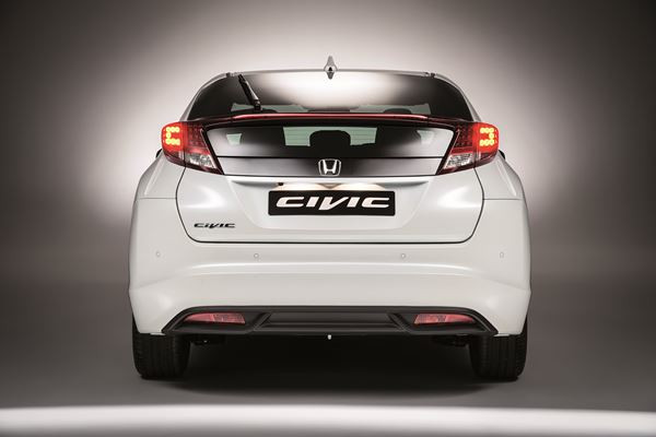 La Honda Civic se remet au goût du jour