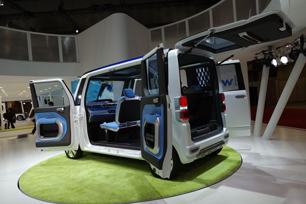 Dans les allées du salon automobile de Tokyo