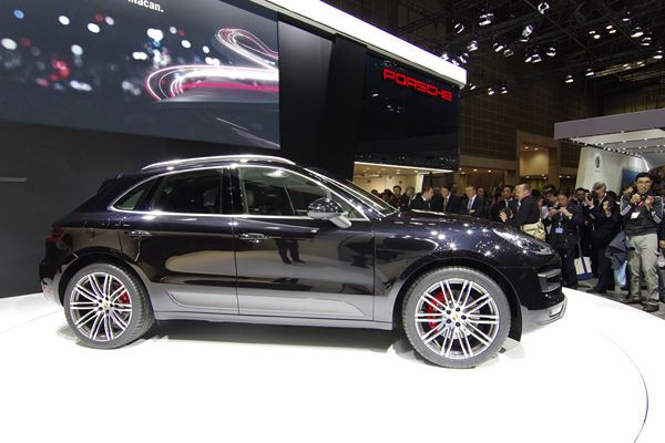 Dans les allées du salon automobile de Tokyo