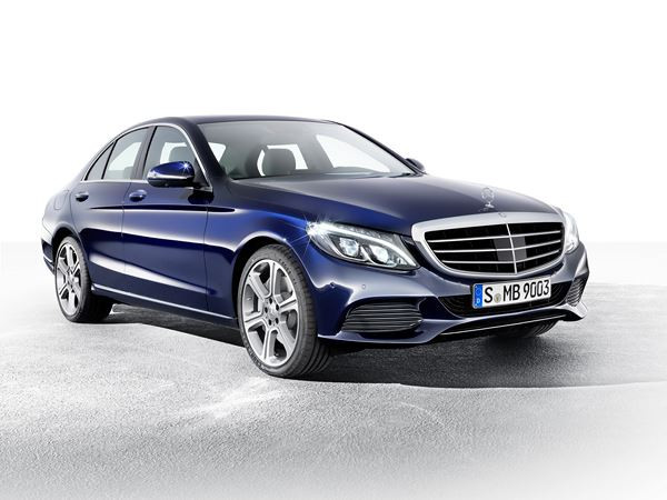 Une nouvelle Classe C de Mercedes-Benz aux lignes claires et sensuelles