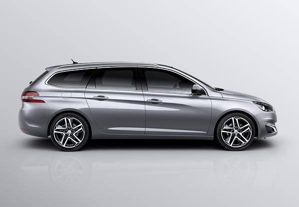 Le nouveau break compact Peugeot 308 SW entre en scène