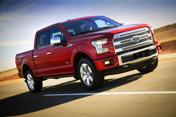 Ford dévoile le nouveau pickup F-150 au salon de Détroit