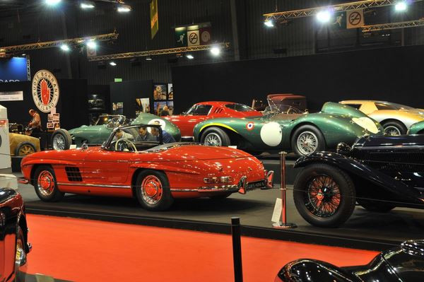 Dans les allées de la 39ème édition du salon Rétromobile 2014