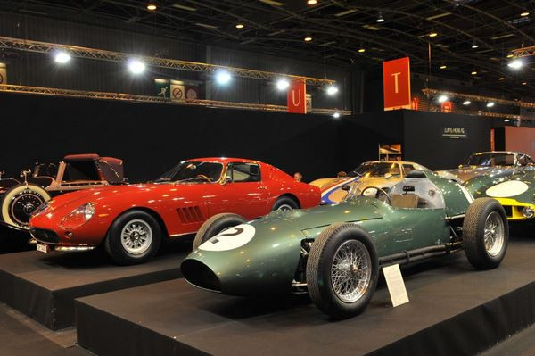 Dans les allées de la 39ème édition du salon Rétromobile 2014
