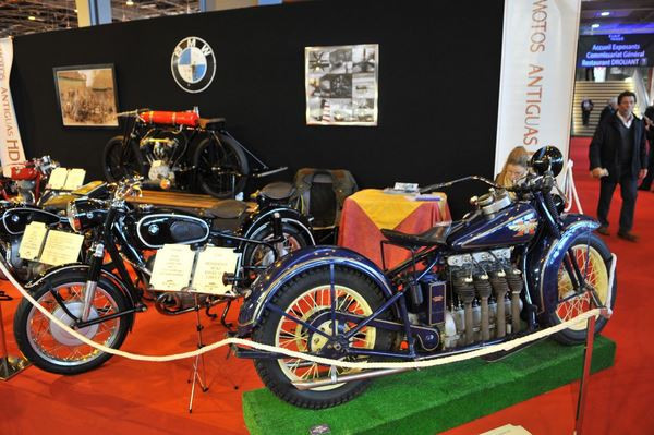 Dans les allées de la 39ème édition du salon Rétromobile 2014