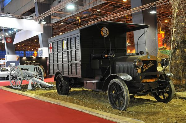 Dans les allées de la 39ème édition du salon Rétromobile 2014