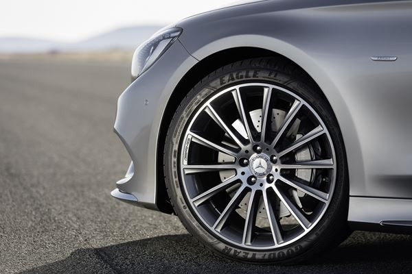 La Mercedes Classe S Coupé incarne le grand coupé de prestige selon Mercedes